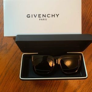 *MOTHER’S DAY SALE* AUTHENTIC GIVENCHY Sunglasses